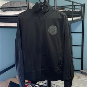 M Nike lebrond jacket (design on the back)